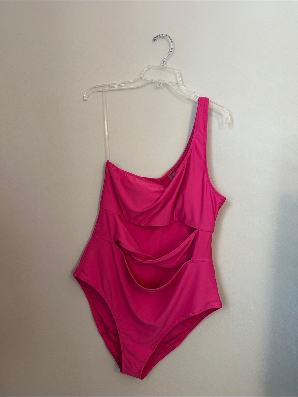 Old Navy One-Shoulder Cutout One-Piece Swimsuit in Hot Pink